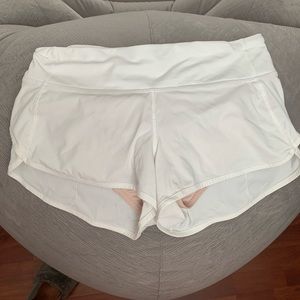 Lululemon Speed up shorts 2.5 inseam